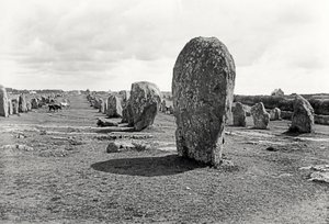 Ausrichtung von stehenden Steinen, Megalithisch, 4.-3. Jahrtausend v. Chr.
